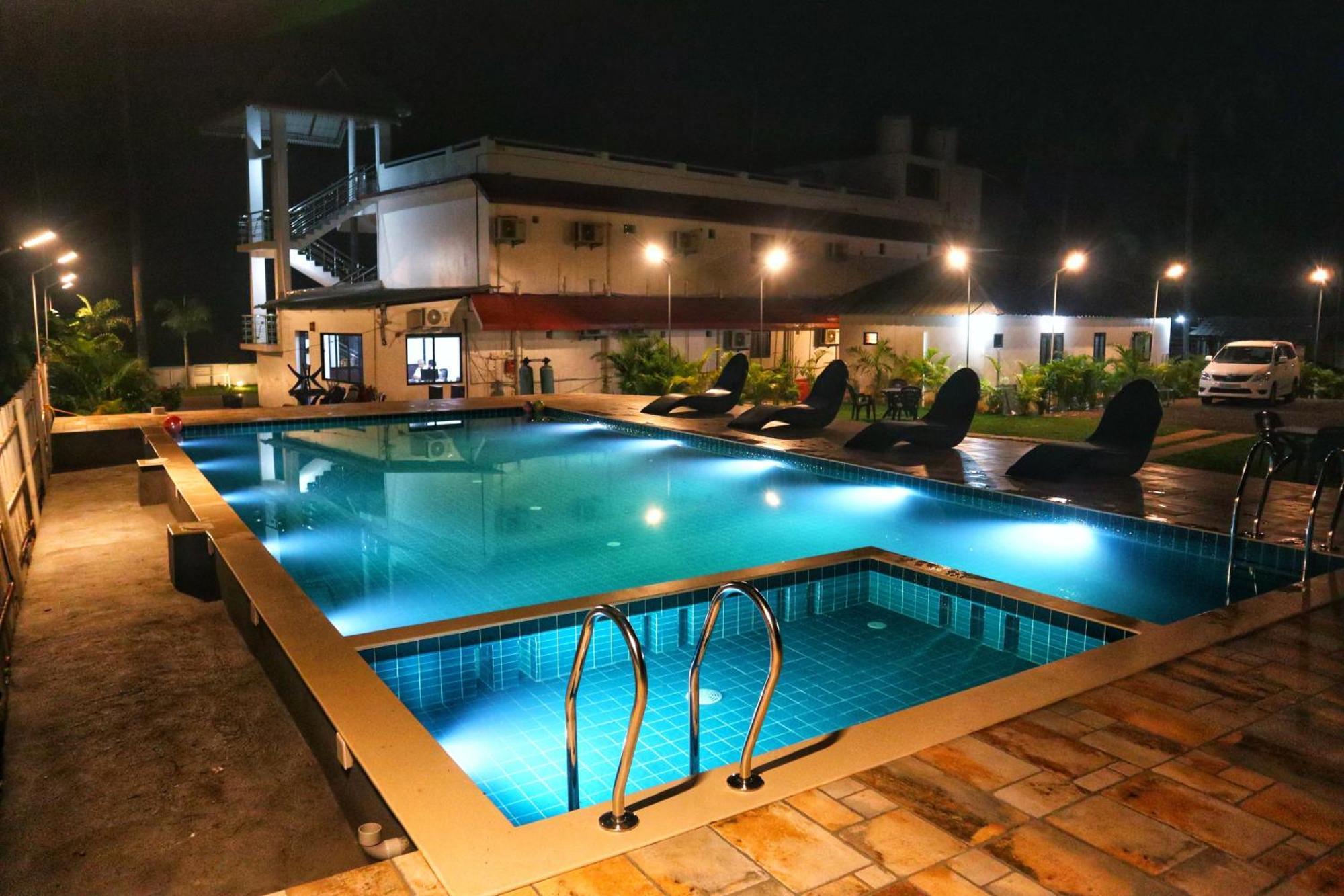 Vembanad Village Backwater Resort Alappuzha Exterior photo